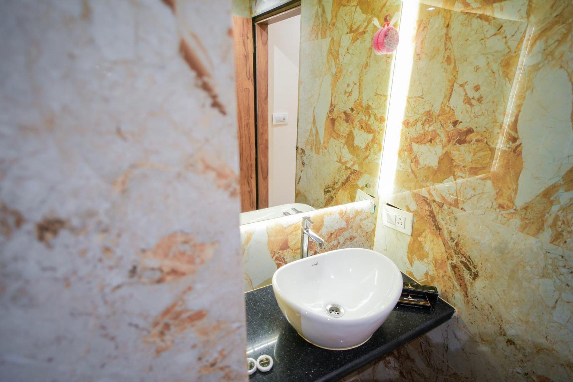 מומביי Hotel Skylink Hospitality Mahalaxmi מראה חיצוני תמונה
