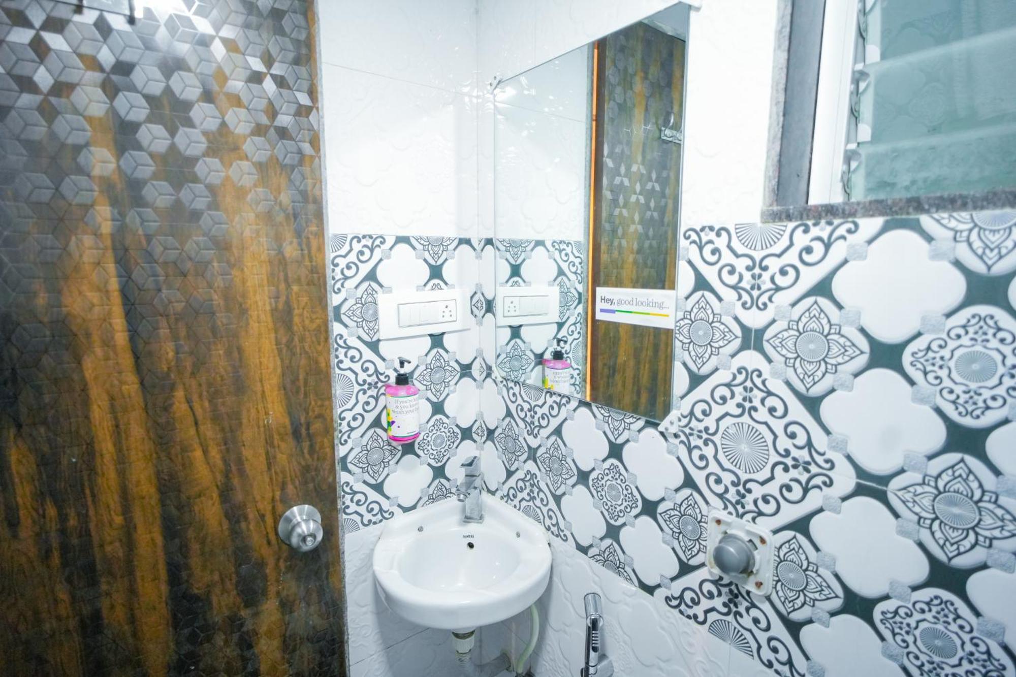 מומביי Hotel Skylink Hospitality Mahalaxmi מראה חיצוני תמונה