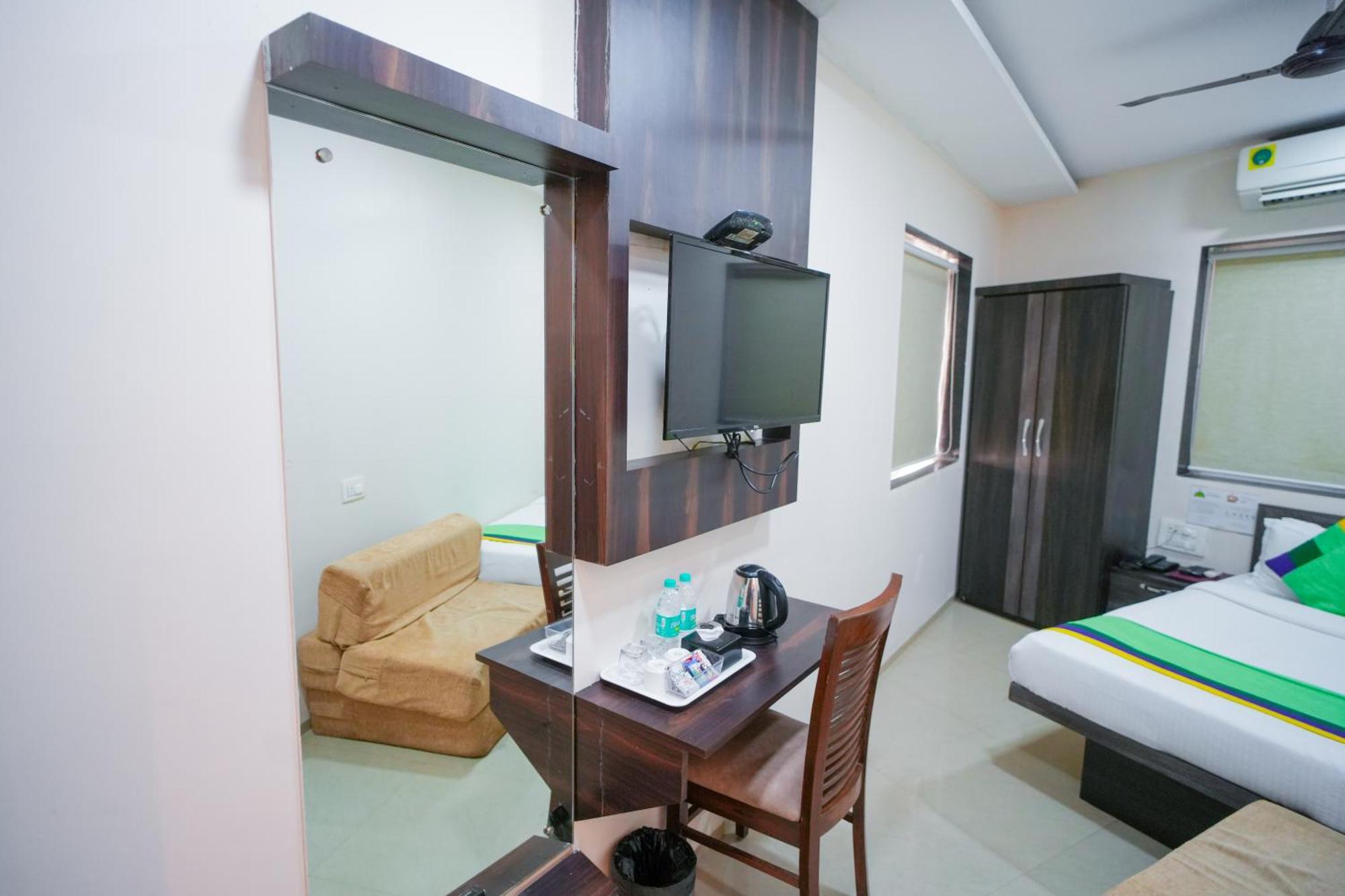 מומביי Hotel Skylink Hospitality Mahalaxmi מראה חיצוני תמונה