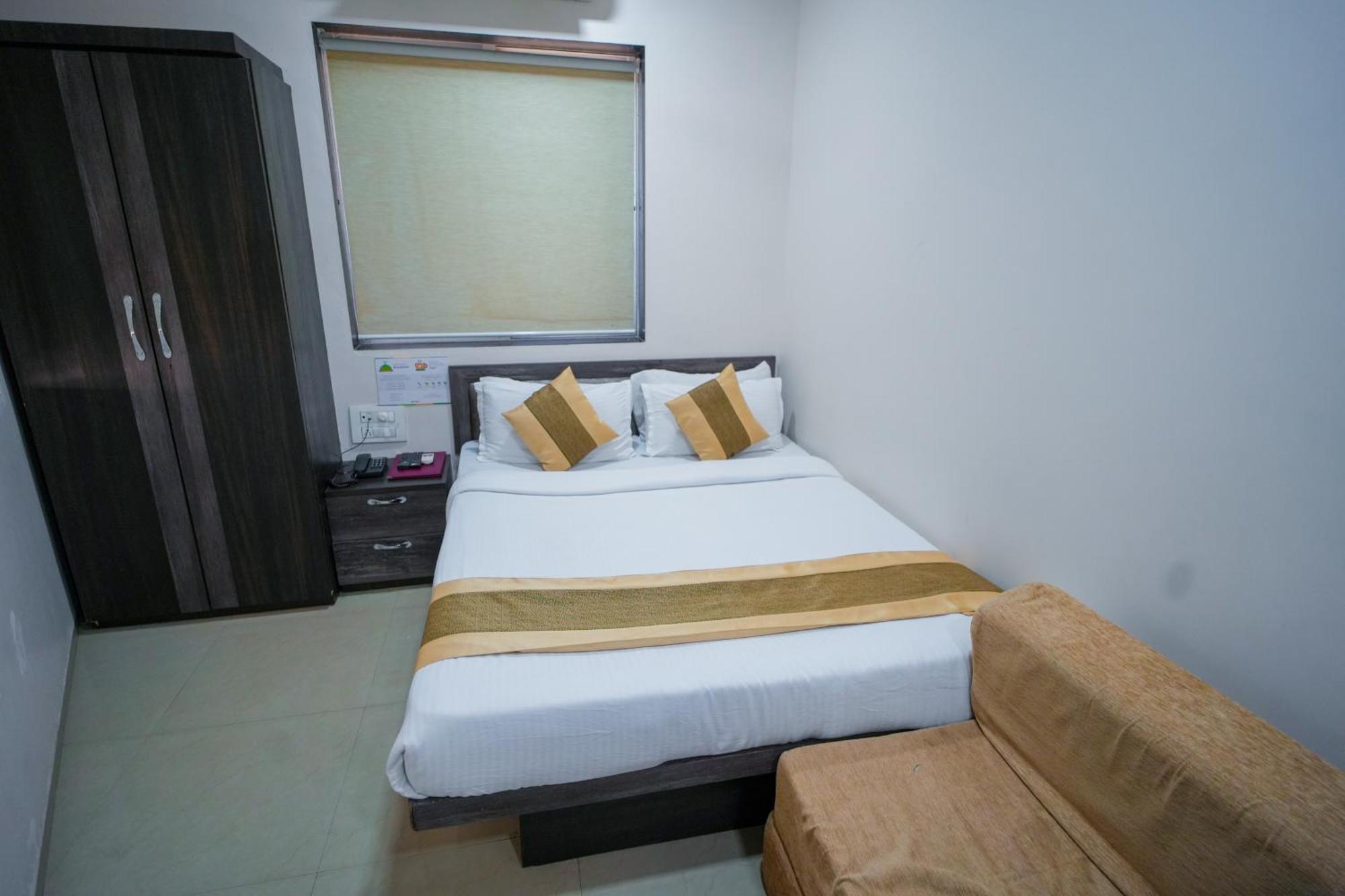 מומביי Hotel Skylink Hospitality Mahalaxmi מראה חיצוני תמונה