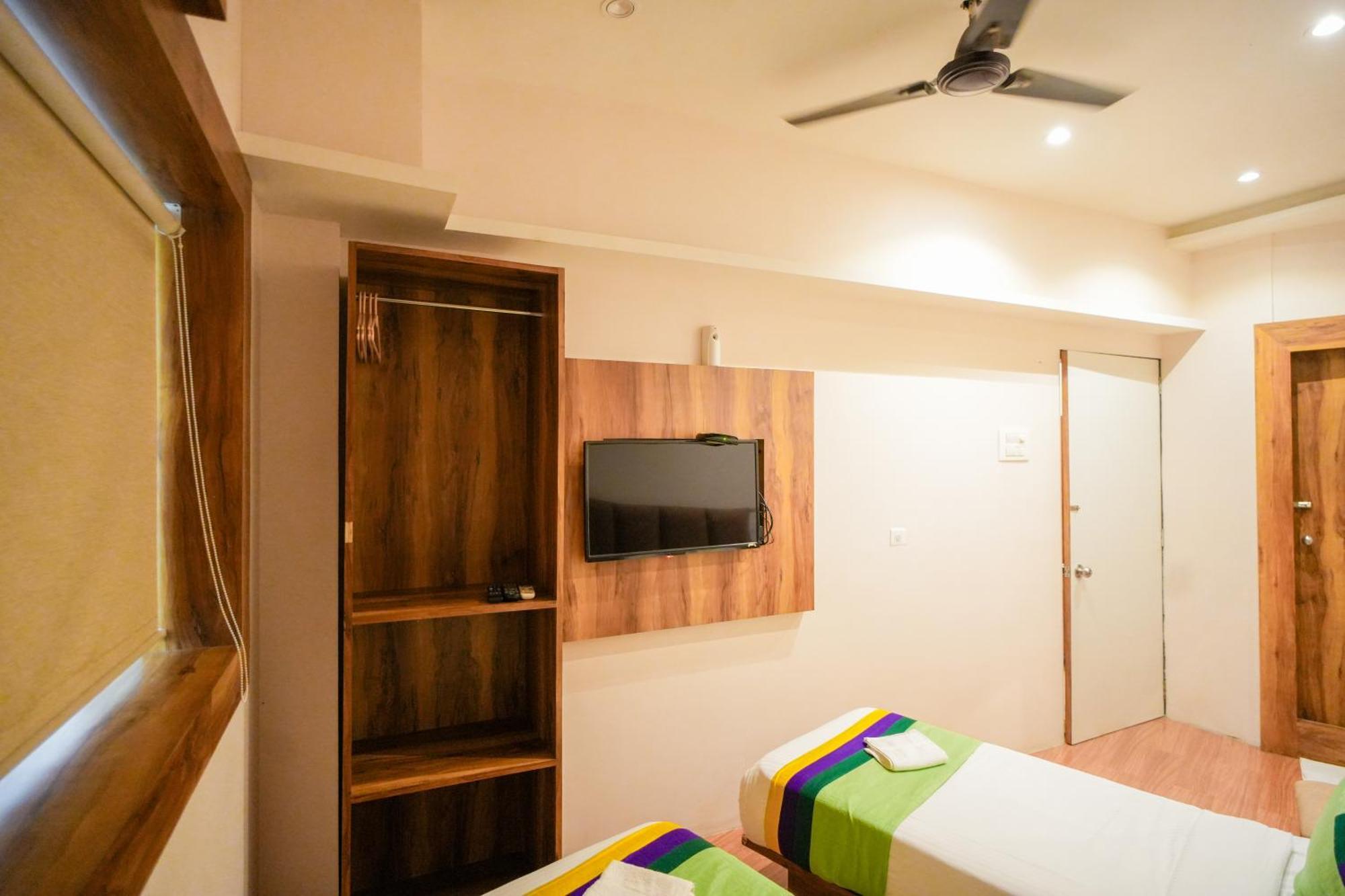 מומביי Hotel Skylink Hospitality Mahalaxmi מראה חיצוני תמונה