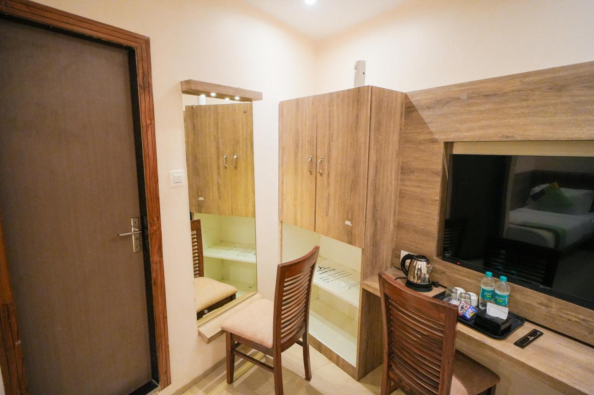 מומביי Hotel Skylink Hospitality Mahalaxmi מראה חיצוני תמונה